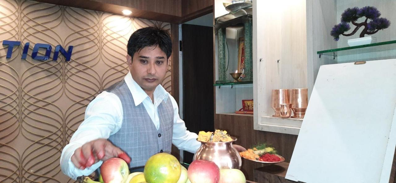 Marinha Airport Hotel Kathmandu Bagian luar foto