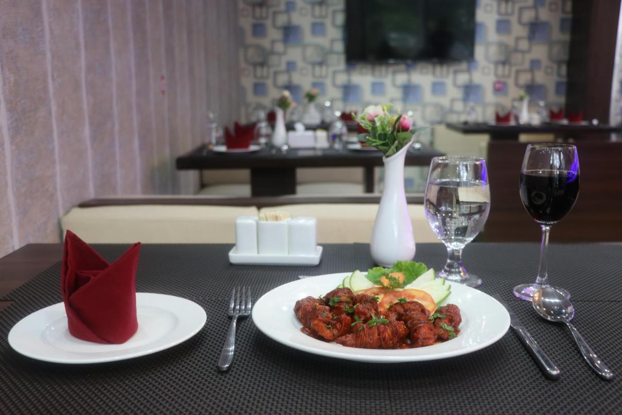 Marinha Airport Hotel Kathmandu Bagian luar foto